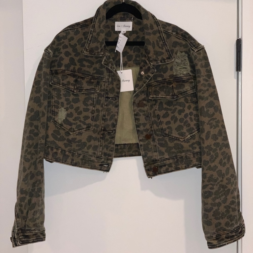 Cropped Cheetah Denim jacket